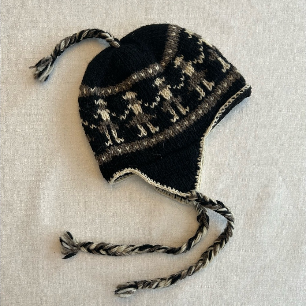 Himalayan Sherpa Nepal Hand Knit Hat with Ear Flaps